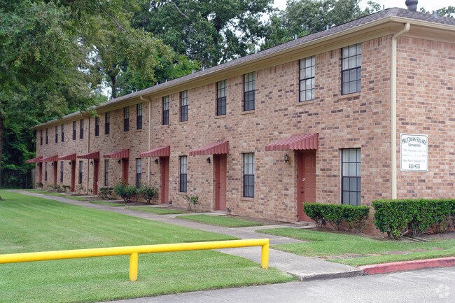 Foto del edificio - Prutzman Square Townhomes