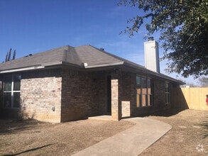 Building Photo - 4311 Kelly Hill Dr