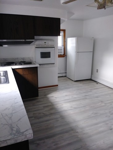 Foto del edificio - 749 Parkview Ave