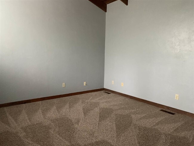 Foto del edificio - 309 Vantage Point Ln