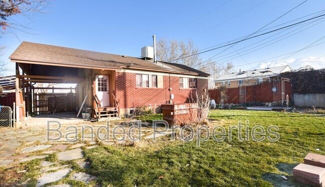 Building Photo - 351 E 4575 S
