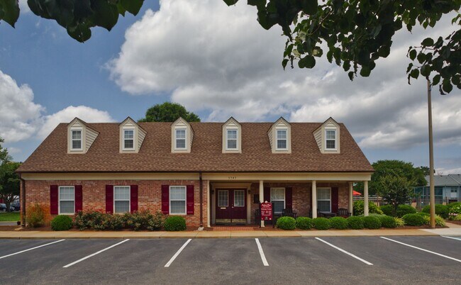 Foto del edificio - Auburn Place Apartments