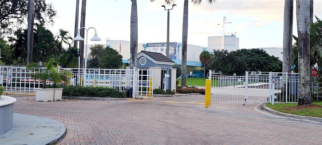Foto del edificio - 8520 SW 212th St