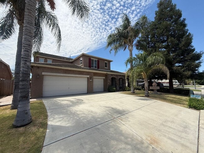 Building Photo - 11425 Mondego Dr