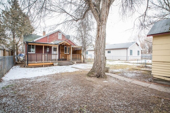 Building Photo - 2134 S 13th St W