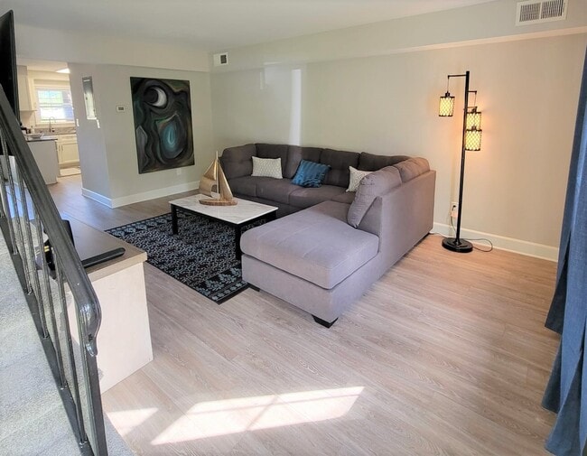 Living Room - 141 Jones Franklin Rd
