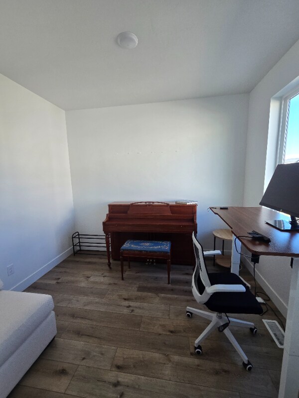 Foto del edificio - 896 N 560 W St