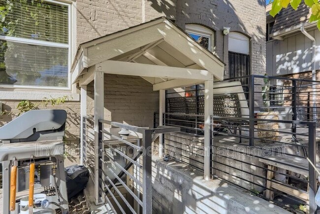 Building Photo - 2730 N Downing St