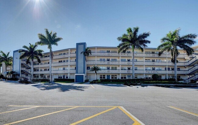 Foto del edificio - 3029 Yarmouth E