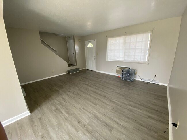 Building Photo - 4355 Kerrybrook Dr