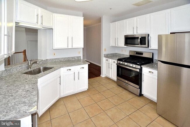 Building Photo - 20428 Cool Fern Square