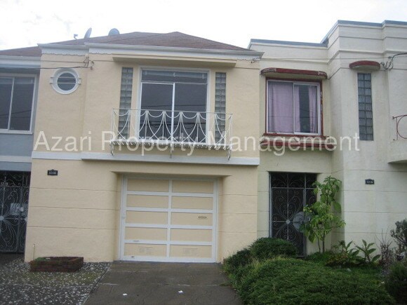 Building Photo - 1719 32nd Ave