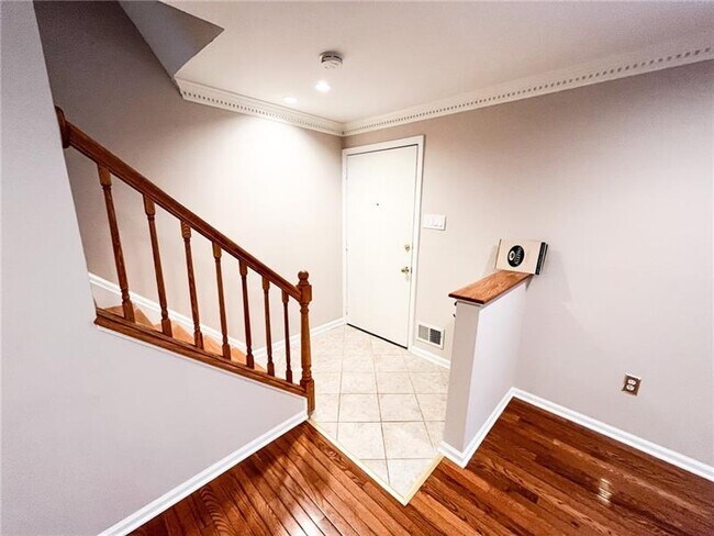 Building Photo - 508 Sewickley Heights Dr