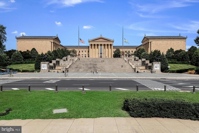 Foto del edificio - 2212 Fairmount Ave