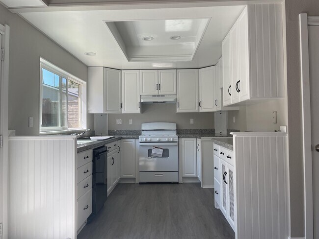 Foto del edificio - 25769 Quilla Rd