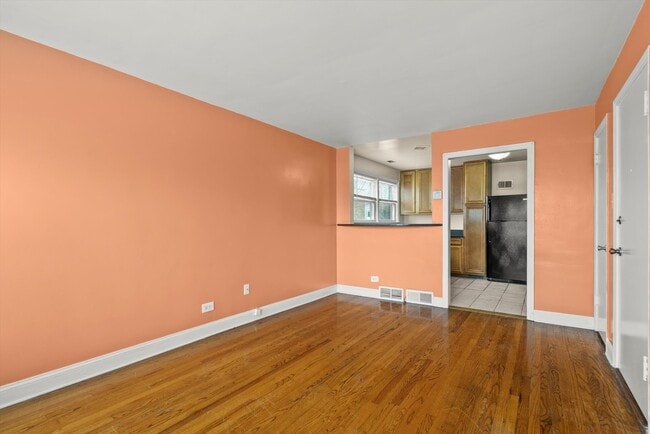Building Photo - 8143 Knox Ave