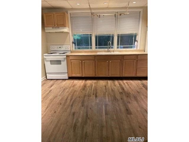 Foto principal - 88 Middle Island Blvd