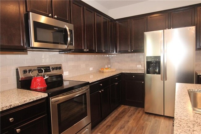 Building Photo - 1066 Gaelic Dr
