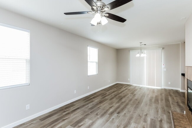 Foto del edificio - 9521 Colorado Blue St