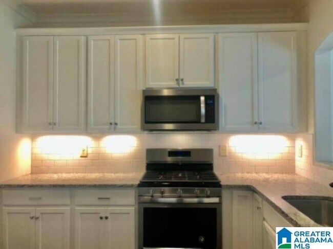 Foto del edificio - 4155 Lennox Wy