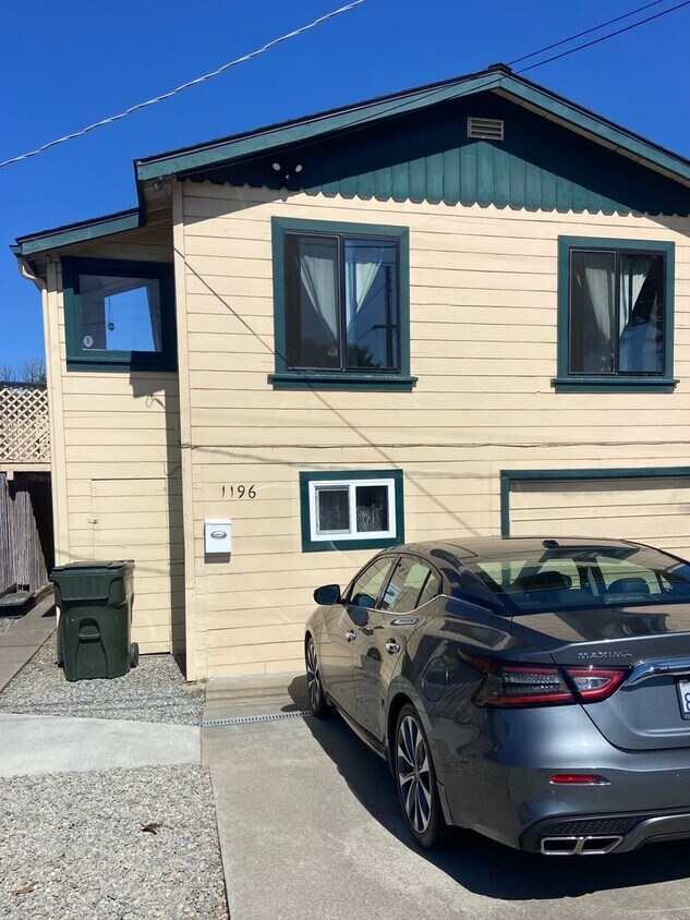 Furnished Spacious 1 Bedroom / 1 Bath Upp... - Furnished  Spacious 1 Bedroom / 1 Bath Upp...