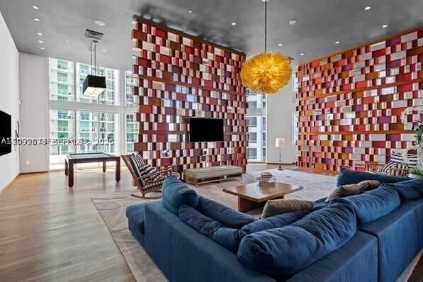 Foto del edificio - 1300 Brickell Bay Dr