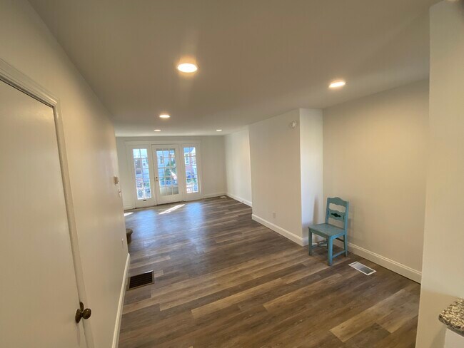 Foto del edificio - 2861 Sellers St