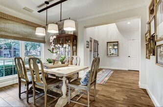 Building Photo - 5523 Island Breeze Dr