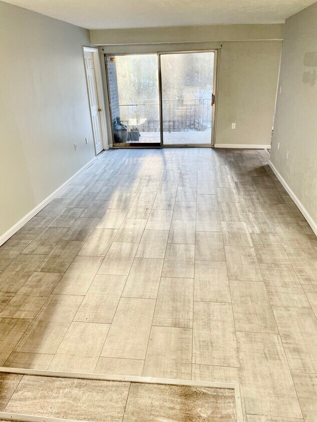 7732 Hanover Pky Unit 203, Greenbelt, MD 20770 Condo for Rent in