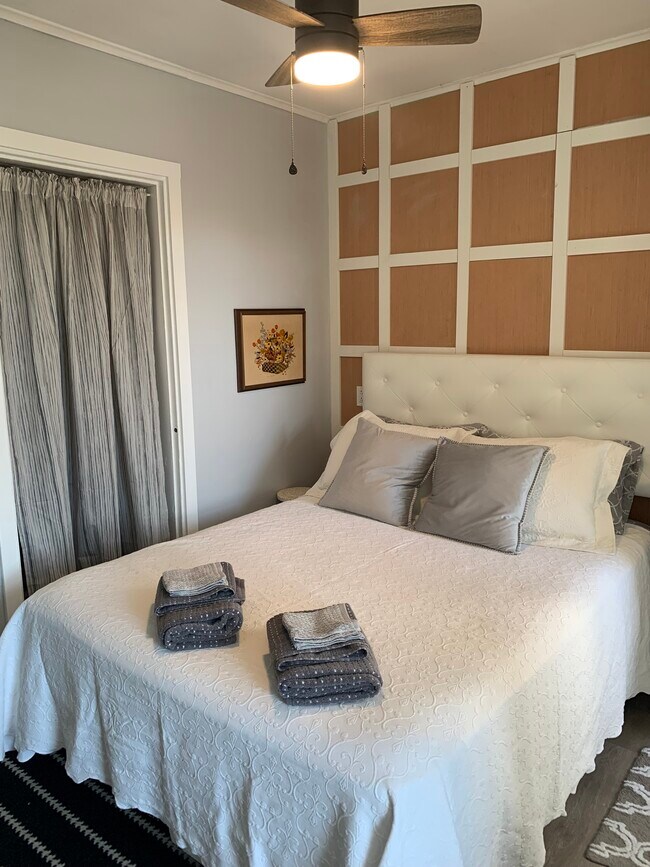 Linens included - 24 Lyon St