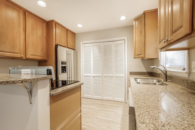 Building Photo - A Calm Retreat with 3 Bedroom in Matthews, NC