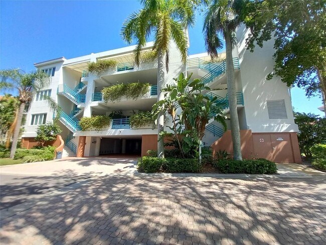 Foto del edificio - 360 Gulf of Mexico Dr