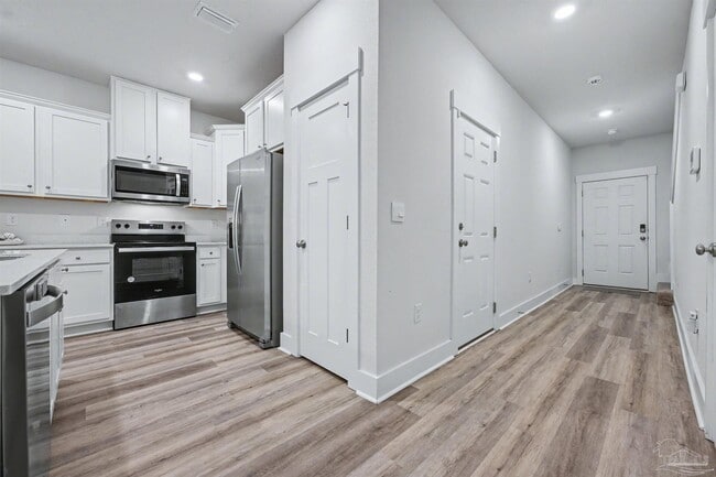 Building Photo - 2946 Overcup St