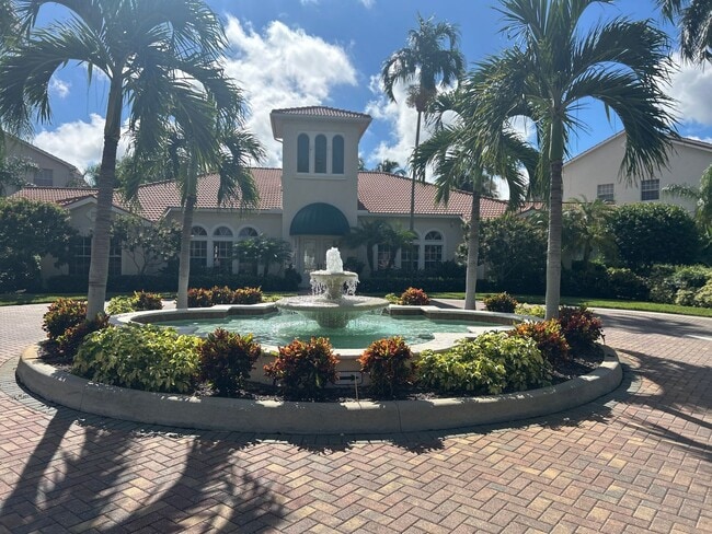 Building Photo - 2nd floor  2/2  condo in gated community
