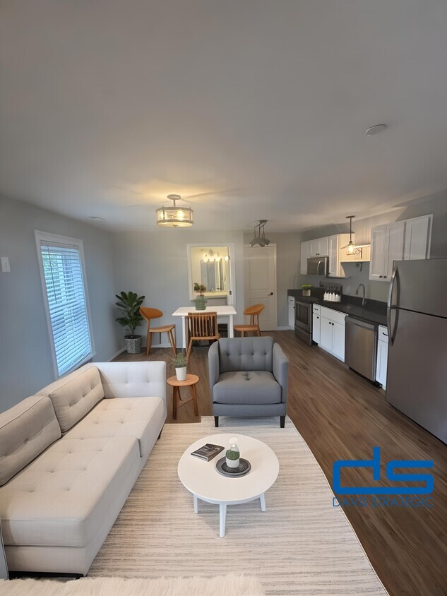 Foto principal - 11763 Somerset Ave