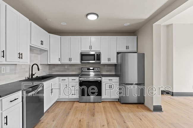 Foto del edificio - 2317 Indiana Ave