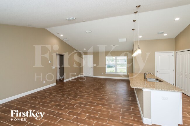 Foto del edificio - 770 Grandeur St SE