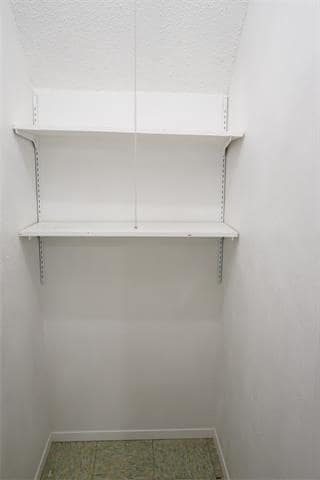Foto del edificio - 2443 N Graham Dr