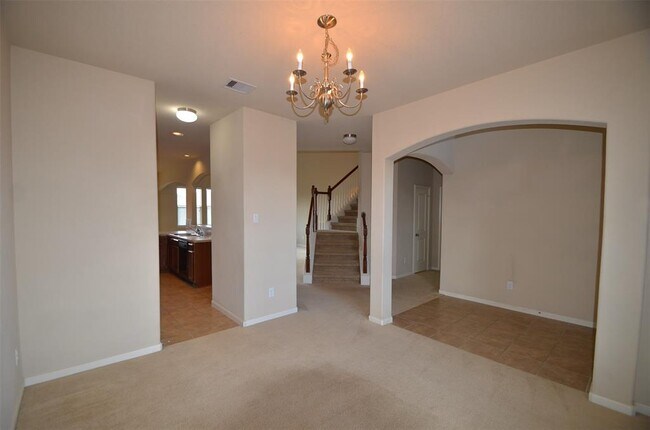 Building Photo - 18315 Red Oak Manor Ln