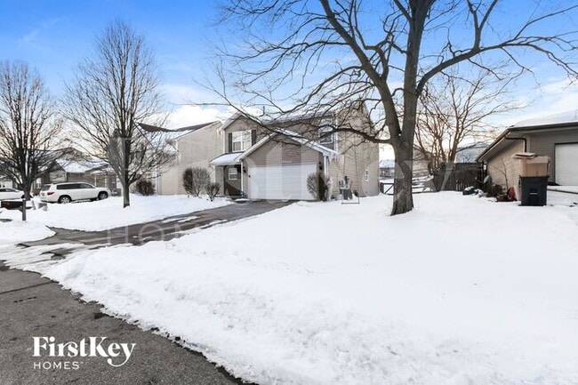Building Photo - 917 Brookwood Dr