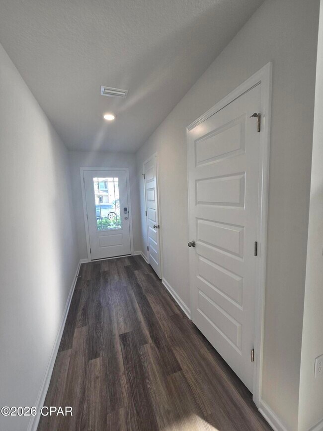 Foto del edificio - 3128 Breezy Bay Ct