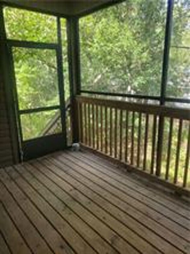 Foto del edificio - Townhouse in Olde Towne Slidell