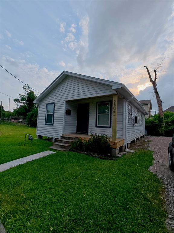 Foto del edificio - 2806 Nettleton St