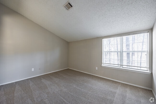 2BR, 2BA - 997SF - Crystal Meadows