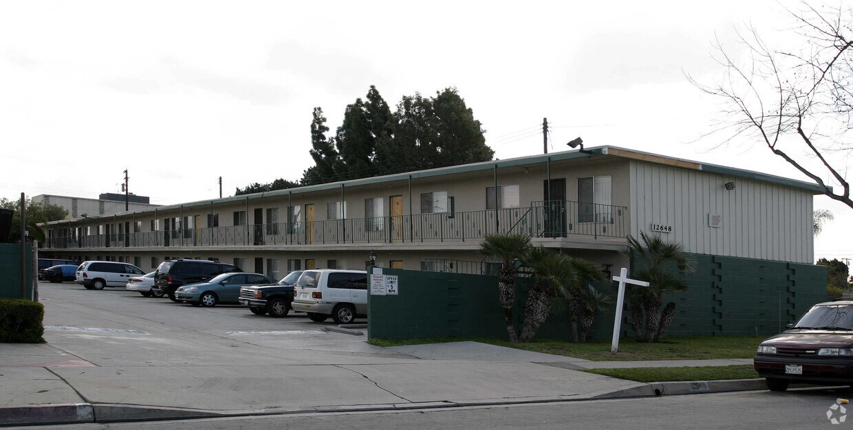 Building Photo - 12648 Paddison Ave