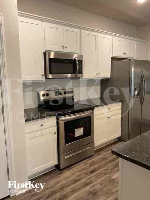 Building Photo - 2018 Cypress Village Dr NW