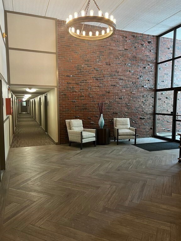 Photo - 993 Massachusetts Ave (Arlington, MA)