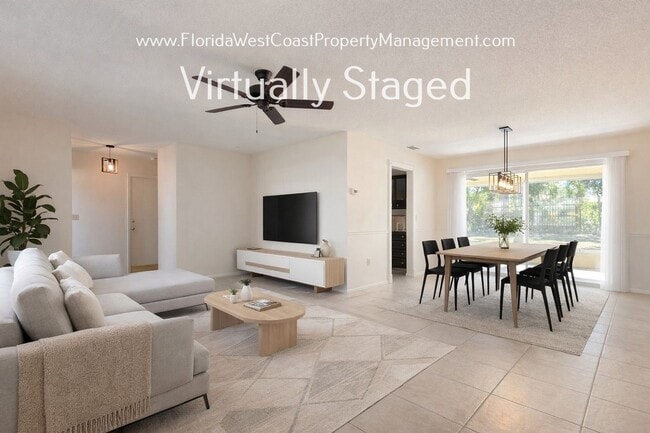 Building Photo - GULF GATE SARASOTA! OUTSTANDING 3 BEDROOM/2 BATH HOME WITH EXTRA LARGE YARD!