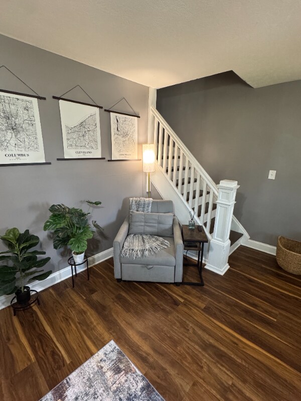 Foto del edificio - 149 E Welch Ave