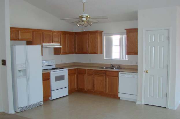 Foto del edificio - 608 Reservation Ave